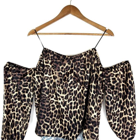 1.State Luxe Animal Satin Off Shoulder 3/4 Sleeve Top - Picture 5 of 9